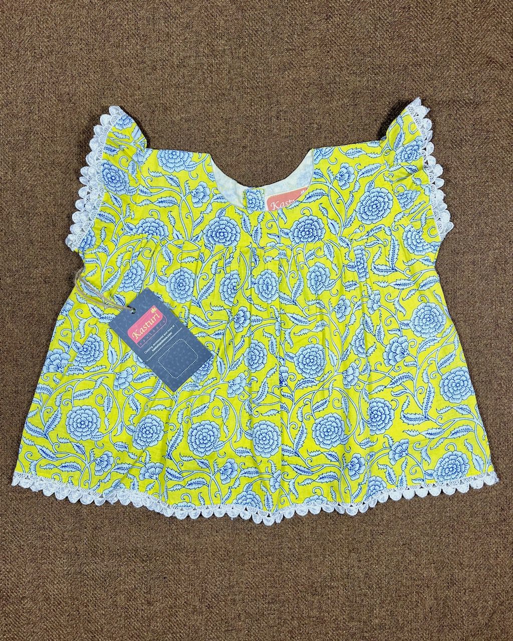 Pure cotton store baby frocks